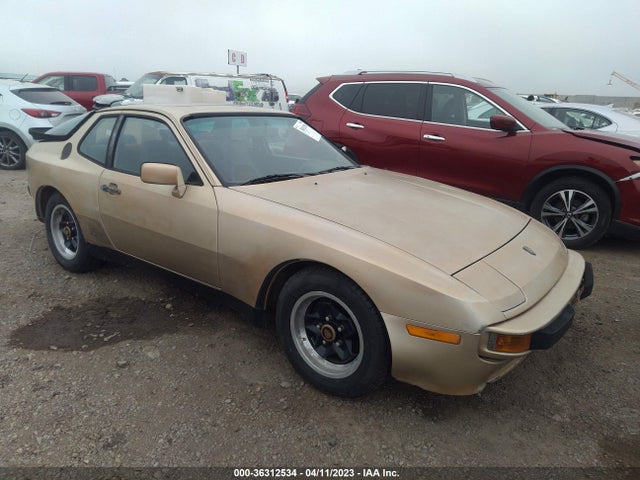 1983 PORSCHE 944 WP0AA0944DN460262 Photo 0