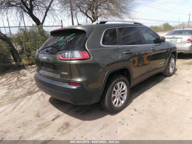 1C4PJLCB7KD370688 Jeep Cherokee Latitude