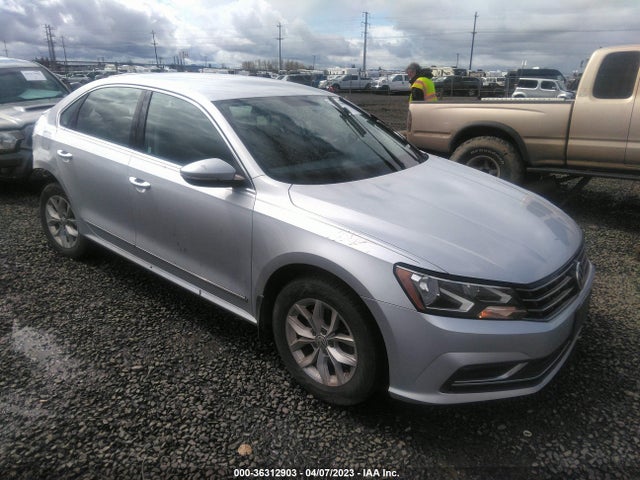 2017 1VWAT7A38HC015561 main image