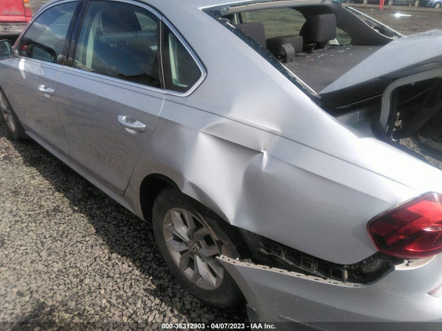 Volkswagen Passat 1.8t S 2017 1VWAT7A38HC015561 Image 12