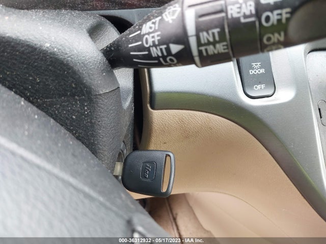 2005 HONDA ODYSSEY EX-L VIN: 5FNRL38705B084119
