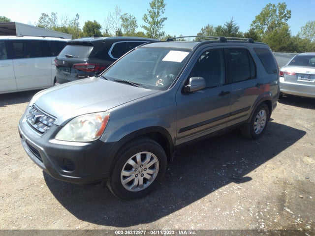 2005 HONDA CR-V EX VIN: SHSRD778X5U304602