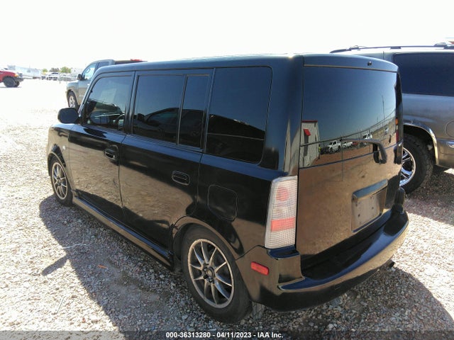 2005 SCION XB VIN: JTLKT324450183321
