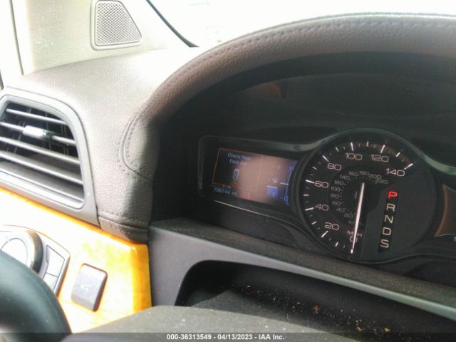 2LMDJ8JK7EBL01979 Lincoln MKX