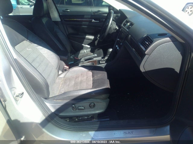 1VWCN7A3XEC102800 Volkswagen Passat Tdi Sel Premium