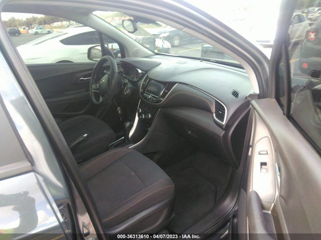Chevrolet TRAX LS 2020 3GNCJKSB5LL188775 Image 5