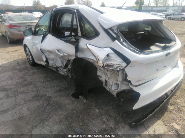 Ford FOCUS SE 2015 1FADP3K21FL290002 Image 6