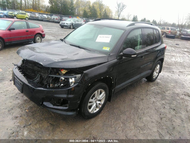 2015 Volkswagen Tiguan S მანქანა იყიდება აუქციონზე, vin: WVGBV7AXXFW582396, აუქციონის ნომერი: 36313804