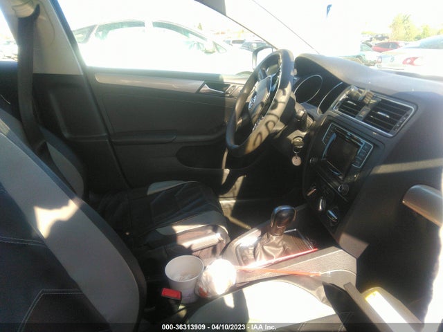 3VW2B7AJ4HM370313 Volkswagen Jetta 1.4t S