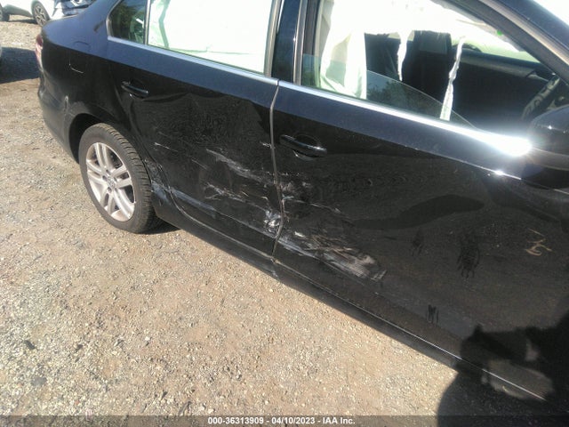3VW2B7AJ4HM370313 Volkswagen Jetta 1.4t S