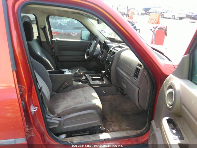 2007 DODGE NITRO SXT VIN: 1D8GT28K47W704010