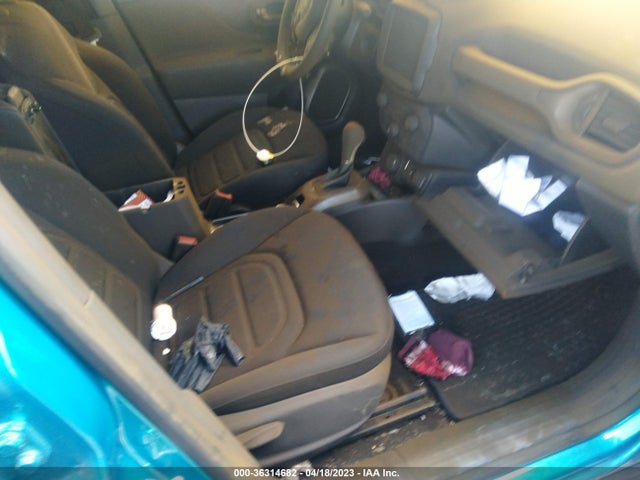 ZACNJDB12NPN58155 Jeep Renegade Latitude