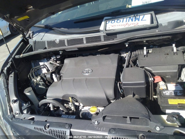 Toyota SIENNA SE 2015 5TDXK3DC5FS635588 Image 11