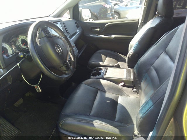 Toyota SIENNA SE 2015 5TDXK3DC5FS635588 Image 6