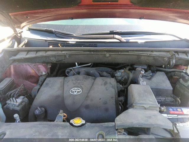 Toyota Highlander Le 2017 5TDBZRFH5HS418062 Image 11