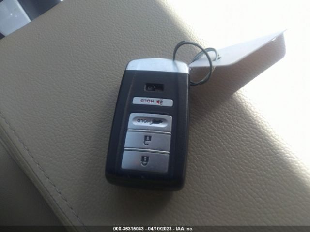 5J8TB4H57HL025715 Acura Rdx W