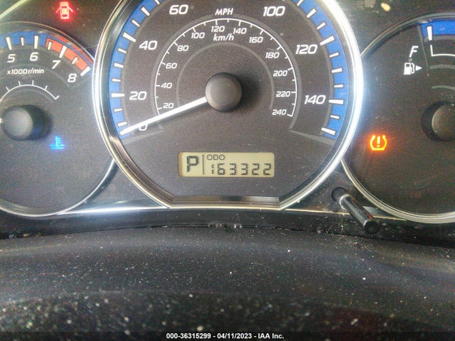 2011 SUBARU FORESTER 2.5X PREMIUM VIN: JF2SHADC5BH728589