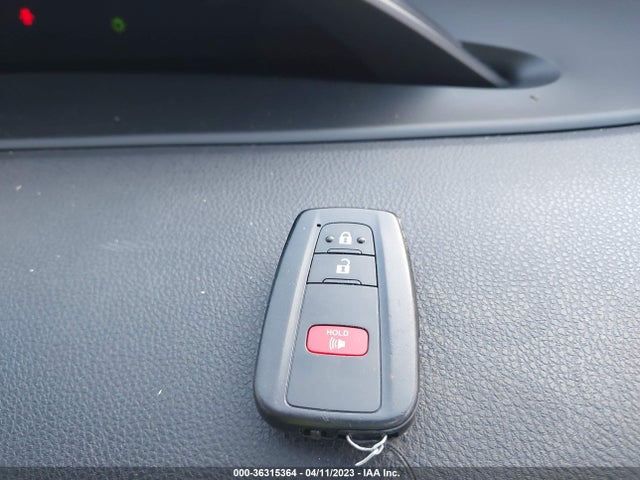 Toyota Prius Two 2016 JTDKBRFU0G3517213 Image 3
