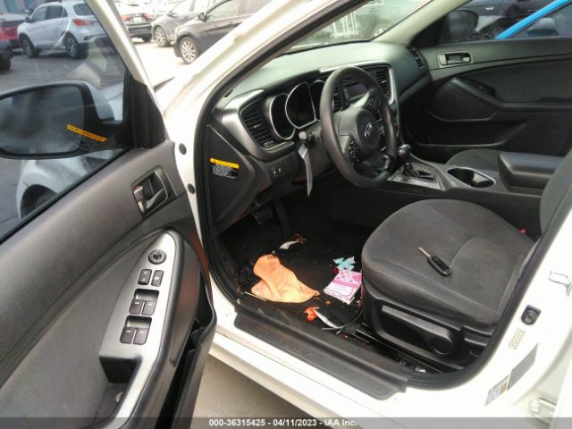 KNAGM4A76F5611696 KIA Optima Lx