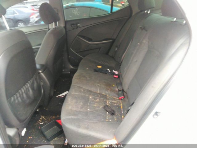 KNAGM4A76F5611696 KIA Optima Lx