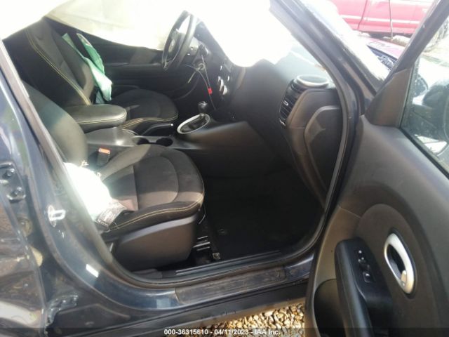 KNDJP3A56G7385285 KIA SOUL +