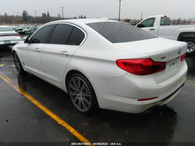 WBAJE7C37HG889612 BMW 540i Xdrive