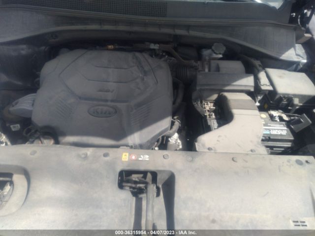 5XYPGDA57KG476822 KIA Sorento Lx V6
