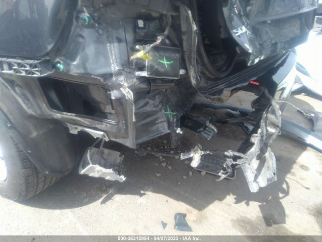 5XYPGDA57KG476822 KIA Sorento Lx V6