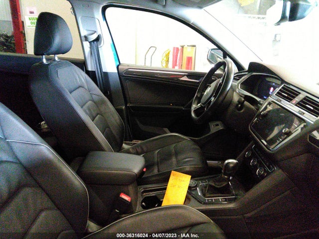 3VV4B7AX8JM185673 Volkswagen Tiguan Sel Premium