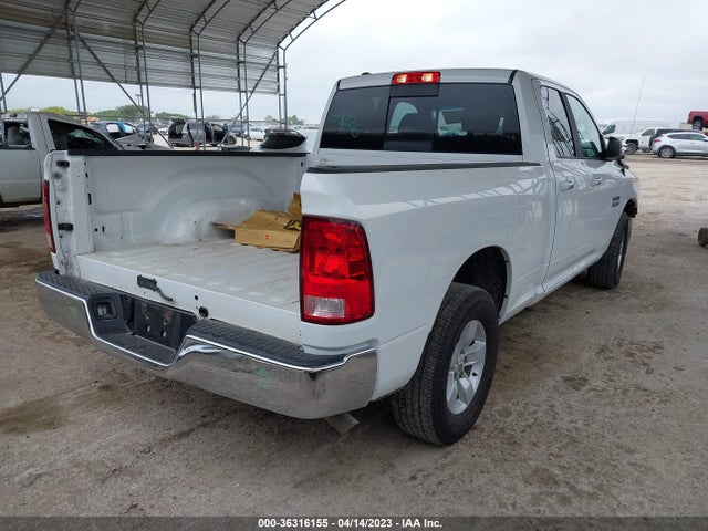 2018 RAM 1500 SLT VIN: 1C6RR6GG7JS303745