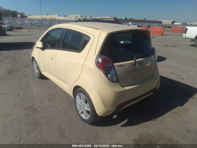 Chevrolet Spark Lt 2014 KL8CD6S90EC457616 Image 3