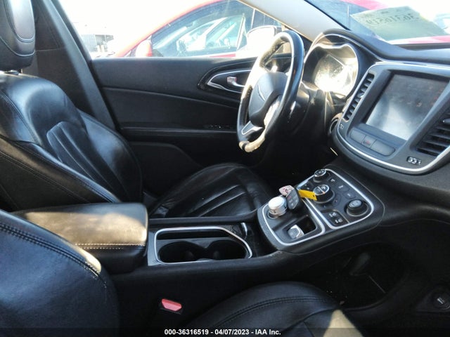 2015 CHRYSLER 200 C VIN: 1C3CCCCG4FN524220