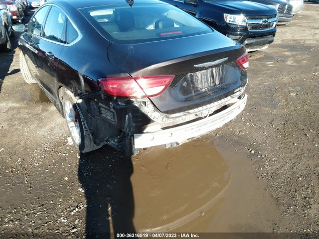 2015 CHRYSLER 200 C VIN: 1C3CCCCG4FN524220