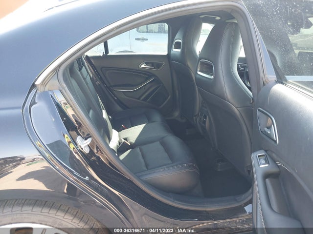 WDDSJ4EB1HN438781 Mercedes-Benz Cla Cla 250