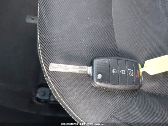 KNDJP3A59G7275685 KIA SOUL +