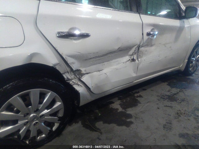 2015 NISSAN SENTRA SV VIN: 3N1AB7AP2FY377059