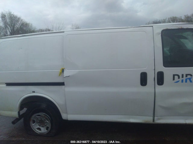 Chevrolet EXPRESS CARGO VAN 2014 1GCWGFCA2E1187353 Image 10