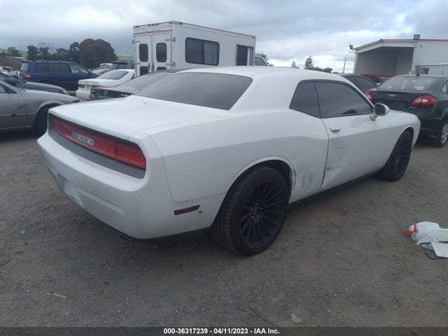 2013 DODGE CHALLENGER SXT VIN: 2C3CDYAG2DH645816