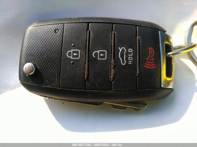 KNAFK4A63G5483444 KIA FORTE LX