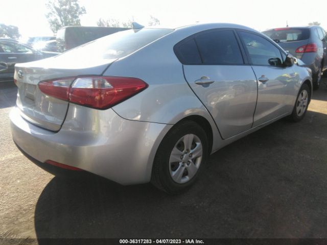 KNAFK4A63G5483444 KIA FORTE LX