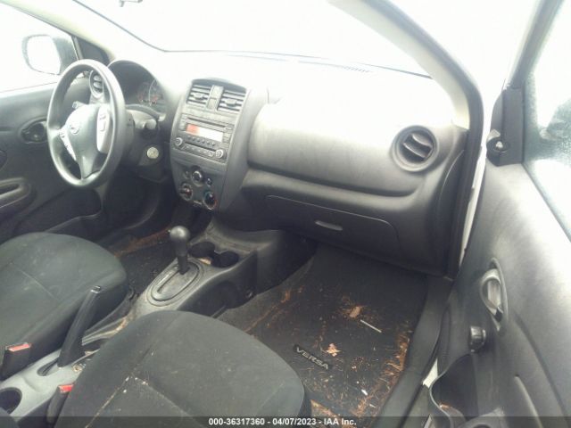 3N1CN7AP1FL823358 Nissan Versa S Plus