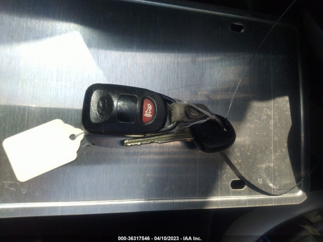 2013 HYUNDAI ELANTRA GLS VIN: KMHDH4AE0DU943186