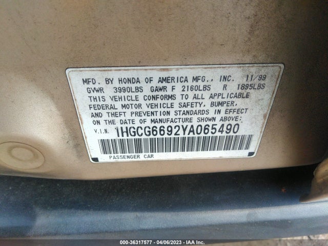2000 HONDA ACCORD SDN SE VIN: 1HGCG6692YA065490