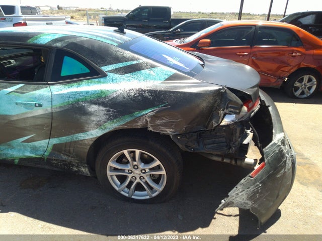 Chevrolet CAMARO LS 2015 2G1FB1E38F9211709 Image 8