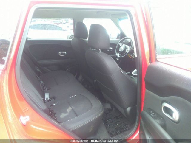 KNDJP3A53J7553276 KIA SOUL +