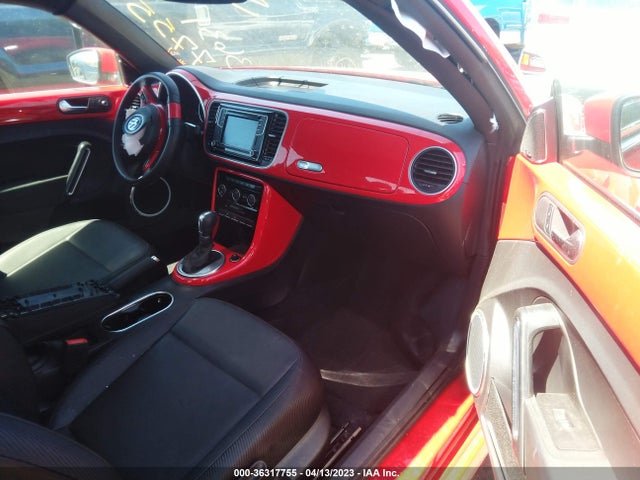 2019 VOLKSWAGEN BEETLE SE VIN: 3VWJD7AT6KM713413