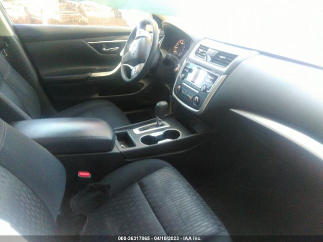 1N4AL3AP5HN337230 Nissan Altima 2.5 S