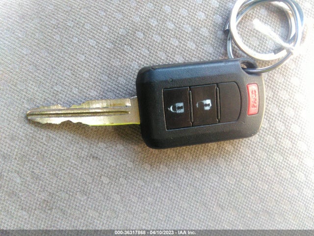 2018 MITSUBISHI MIRAGE G4 ES VIN: ML32F3FJ0JHF09684
