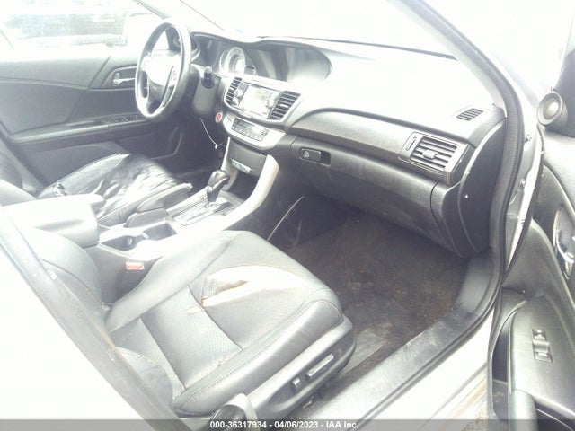 2013 HONDA ACCORD SDN EX-L VIN: 1HGCR2F85DA197678