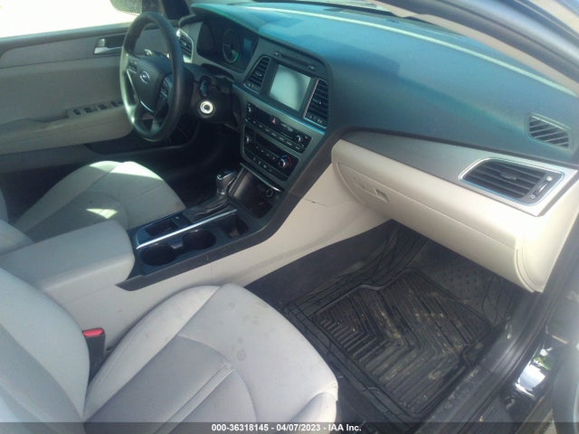 Hyundai SONATA SE 2017 5NPE24AFXHH592466 Image 5